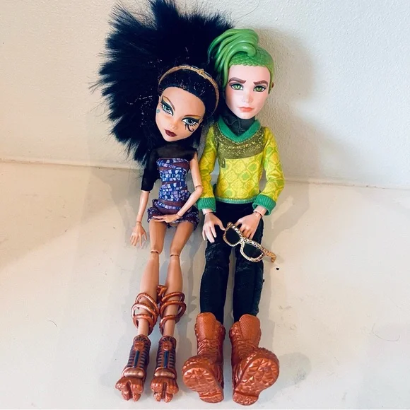 MattelMonster High Dolls Boo York Cleo de Nile & Deuce Gorgon Comet Crossed 2008 - Picture 2 of 16